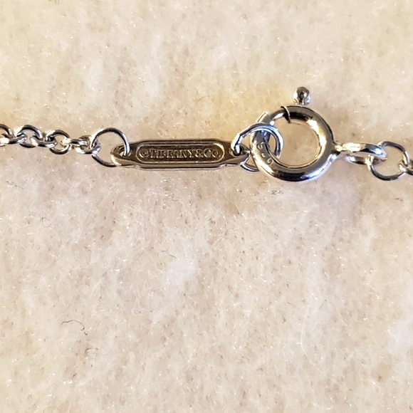 Tiffany & Co. Double Heart Pendant Necklace with Pouch - Picture 4 of 9